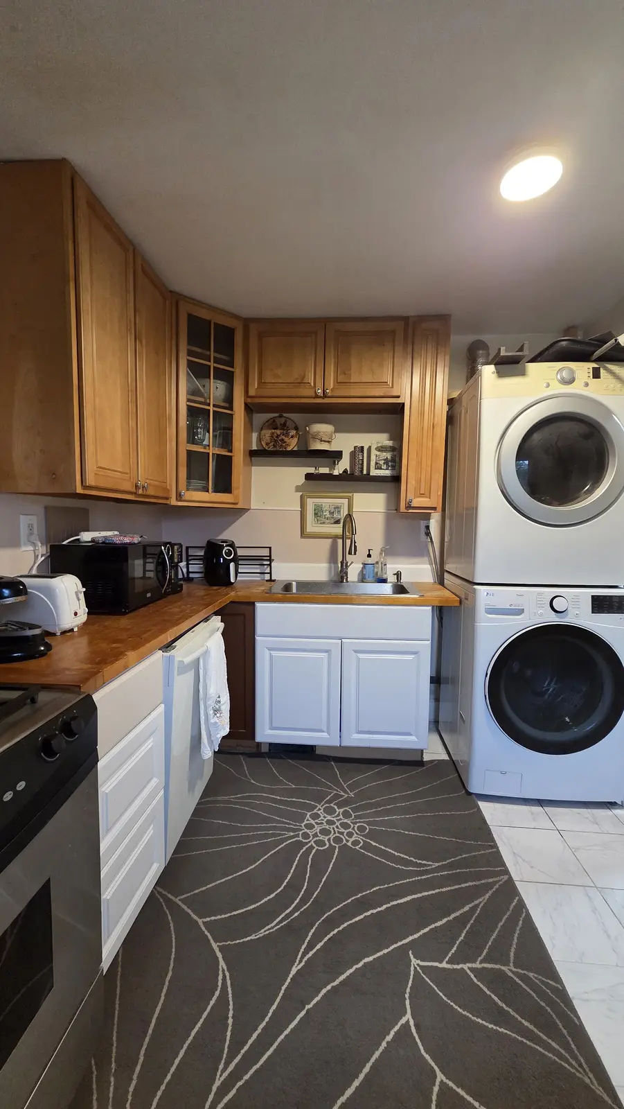 Ugly Kitchen updated kitchen view